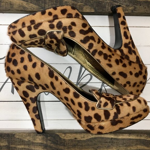 Prada Leopard Print Heels - Picture 4 of 14